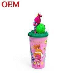 OEM 3D kolekcjonerski projektant zabawki Custom własny plastikowy kubek 3D Cartoon Drink Cup