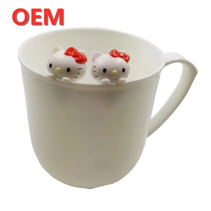 Wykonawca zabawki na zamówienie OEM na zamówienie Kitty Cat Mini Cup Cartoon Figure Toys na zamówienie własnego projektu