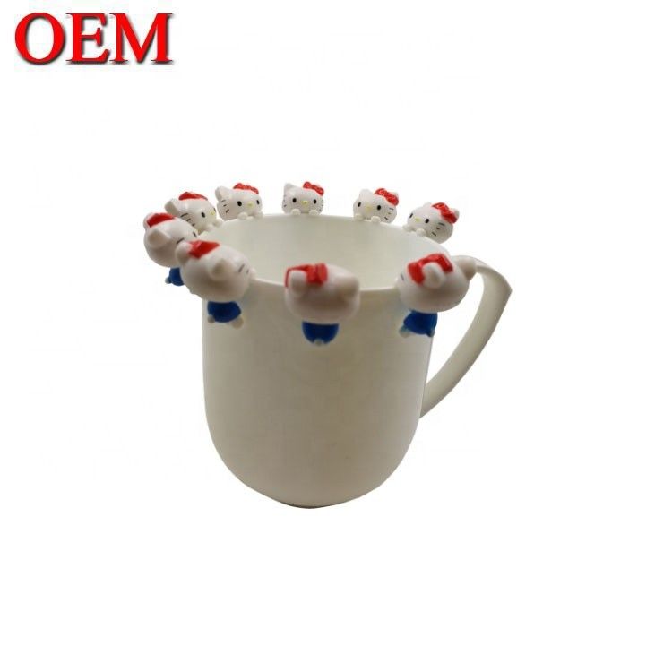 Wykonawca zabawki na zamówienie OEM na zamówienie Kitty Cat Mini Cup Cartoon Figure Toys na zamówienie własnego projektu