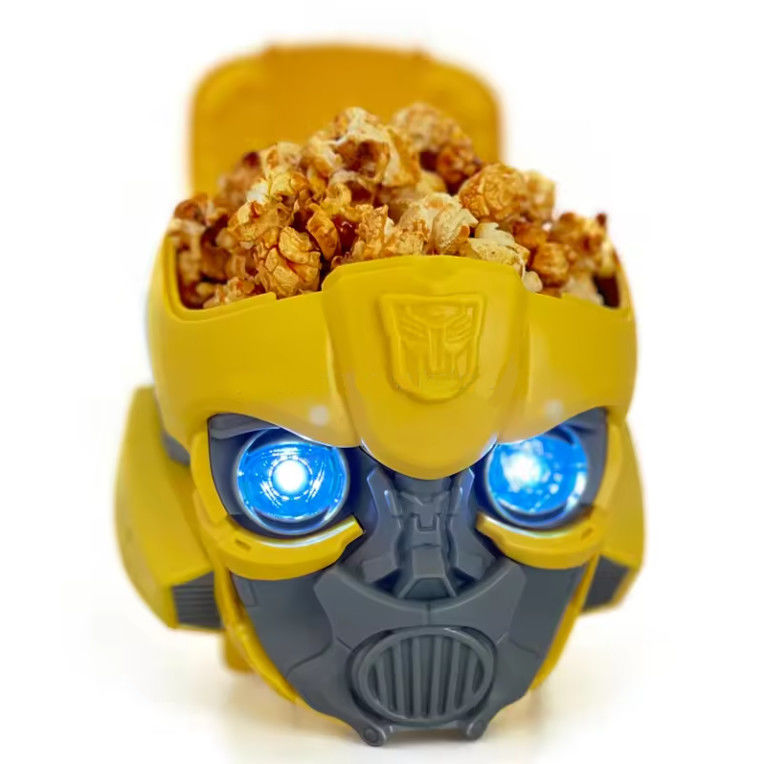 Zaopatrzenie w popcorn do przekąski w kinie